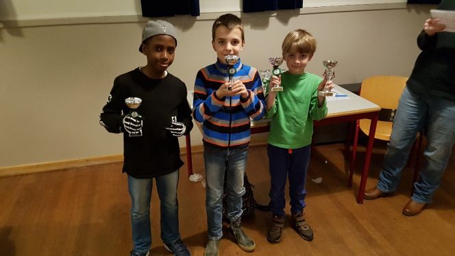 Groep 3: Warre 3e, Zacciah 2e, Tycho 1e